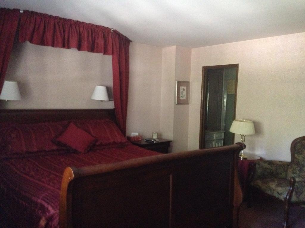 Switzerland Haus Bed And Breakfast Inn Big Bear Lake Ruang foto